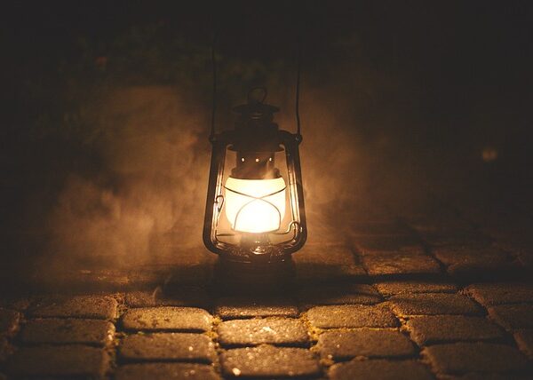Iluminando com Estilo: Explorando Variedades de Luminárias