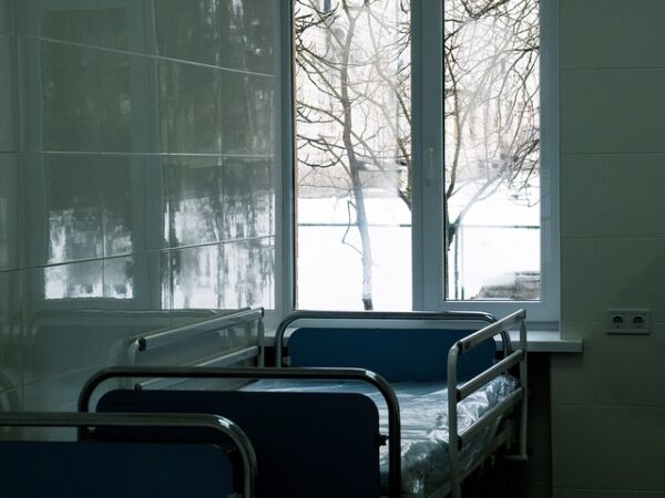A Importância da Manutenção e Cuidado com Camas Hospitalares